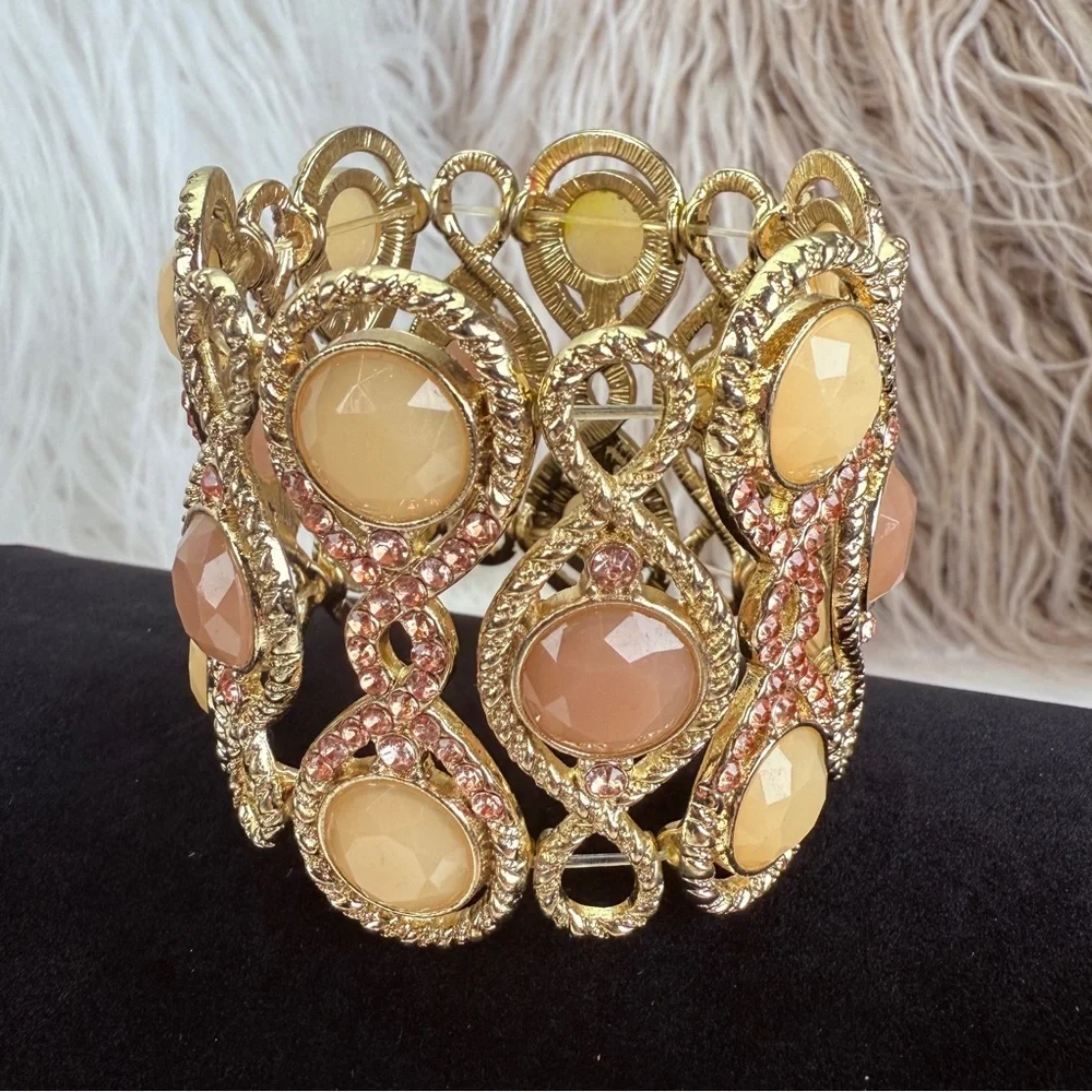 Gorgeous wideband goldtone neutral color stretch bracelet